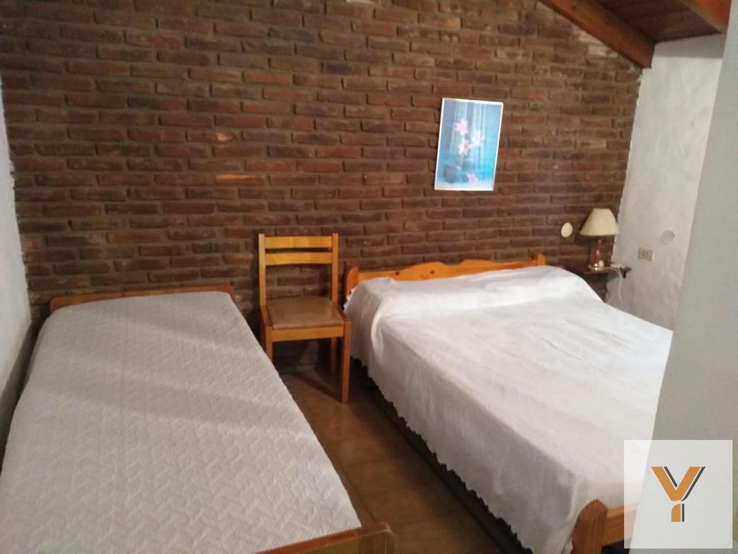 Casa 4 ambientes con 1 baño
