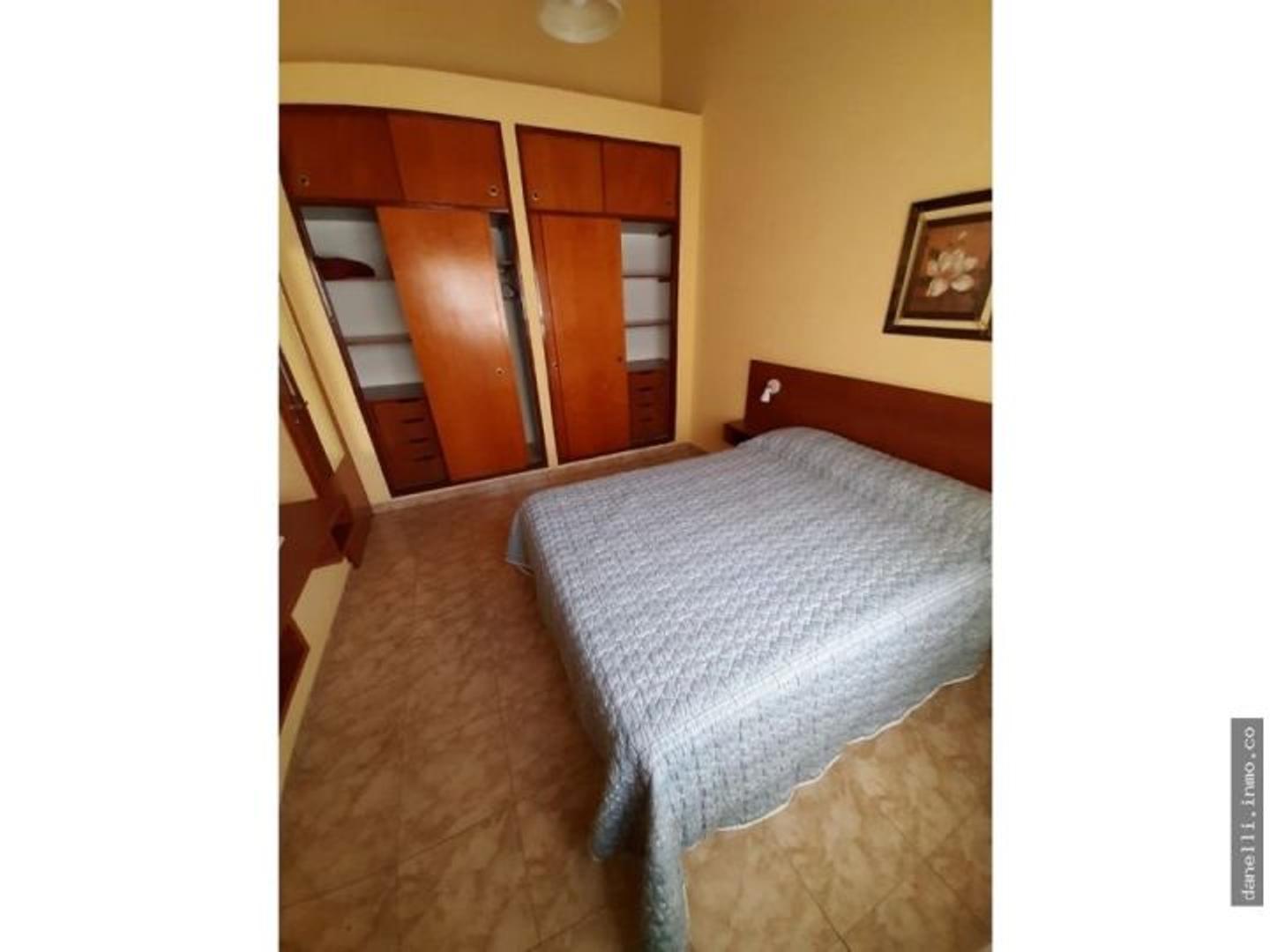 calle 14 1244 , Piso 2