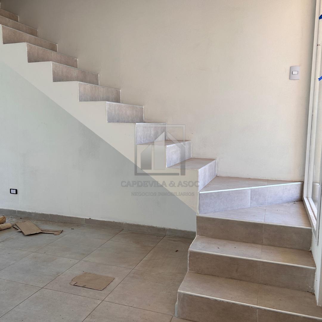 Casa 4 ambientes con 3 baños