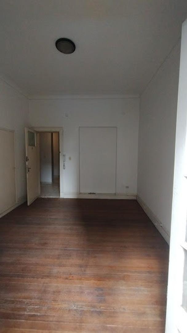 Av Gral Paz 108 , Piso 3