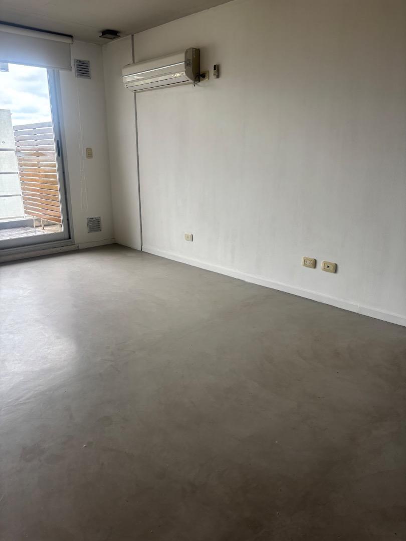 Departamento en Alquiler en Zarate, $ 550.000