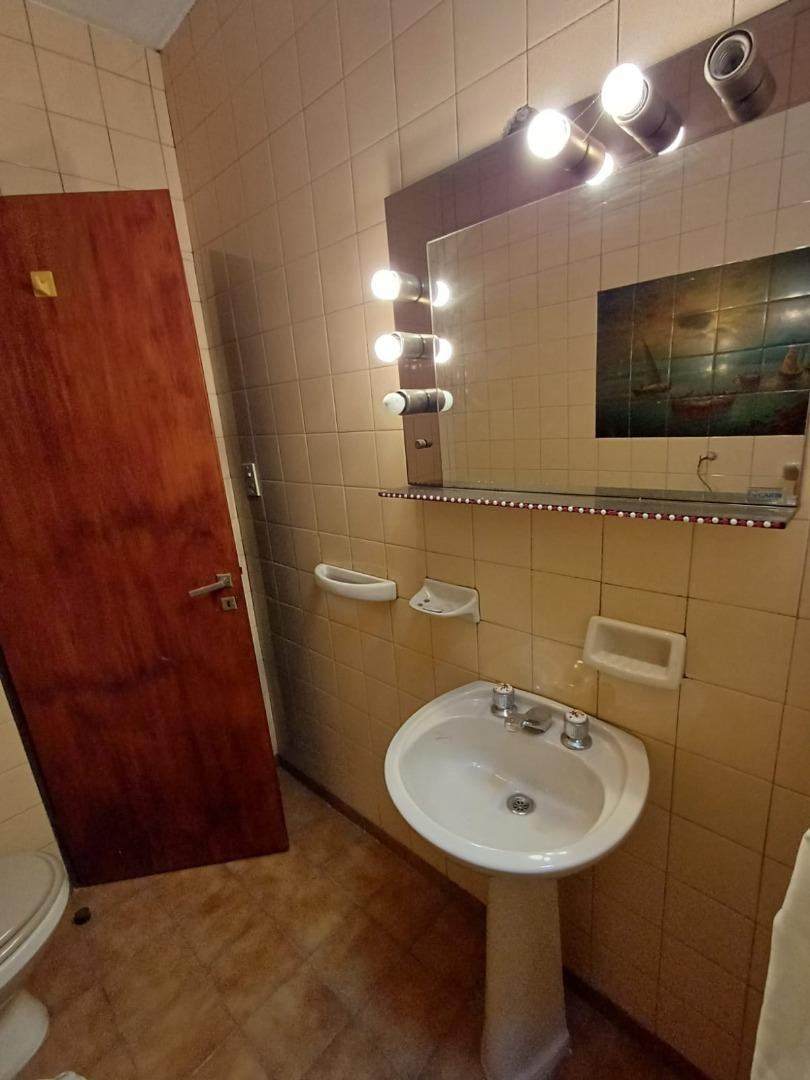 ALQUILER CASA. GERLI