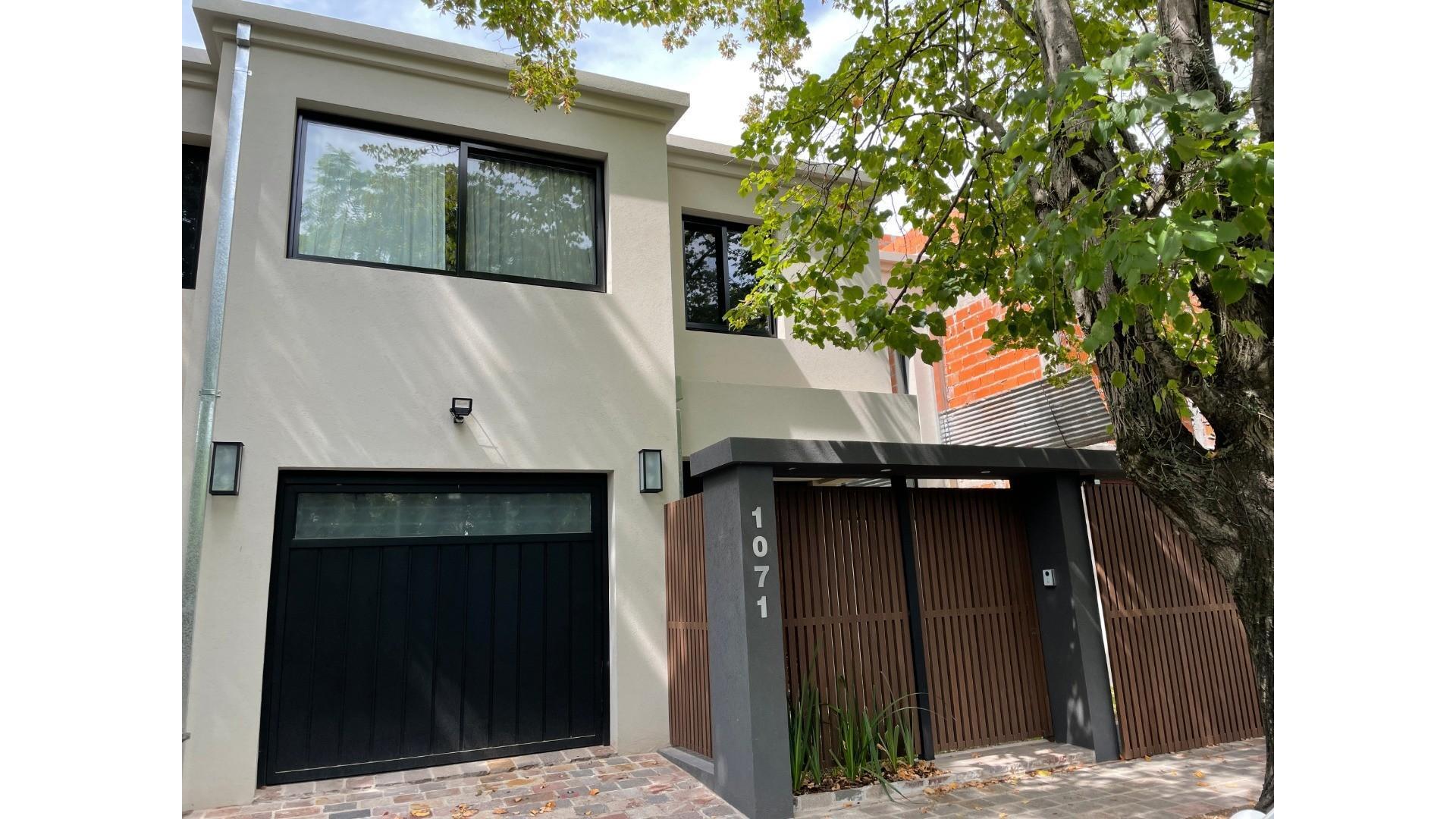 Juan Cruz Varela 1071