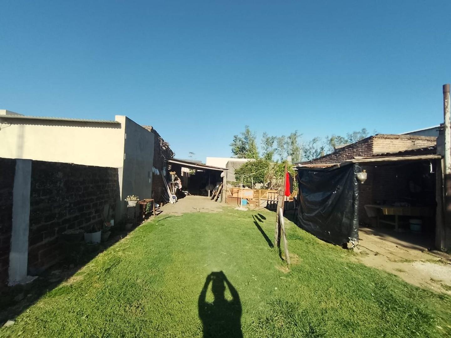 Casa 4 ambientes con 1 baño