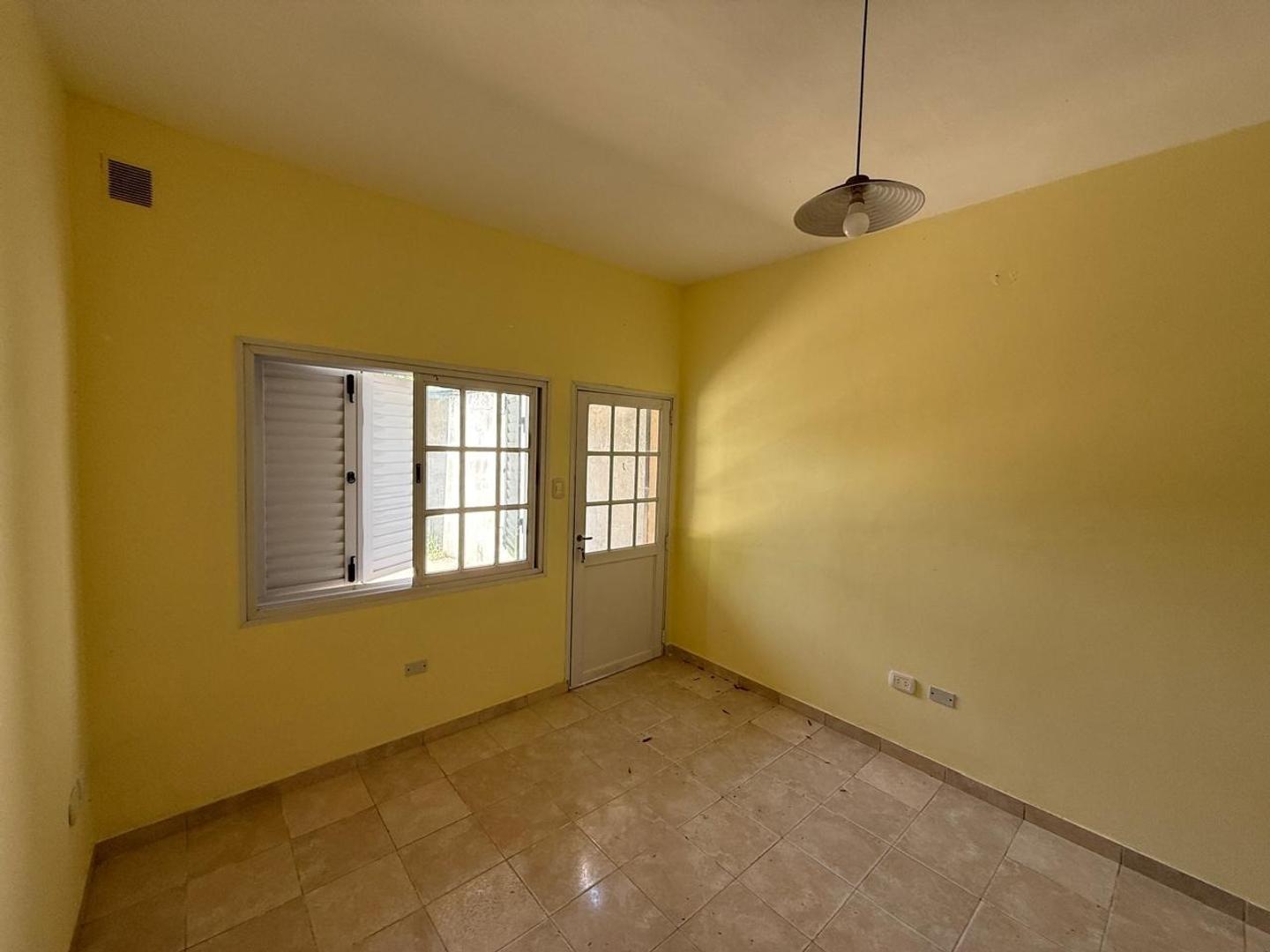 Departamento en Venta en Campana, USD 70.000