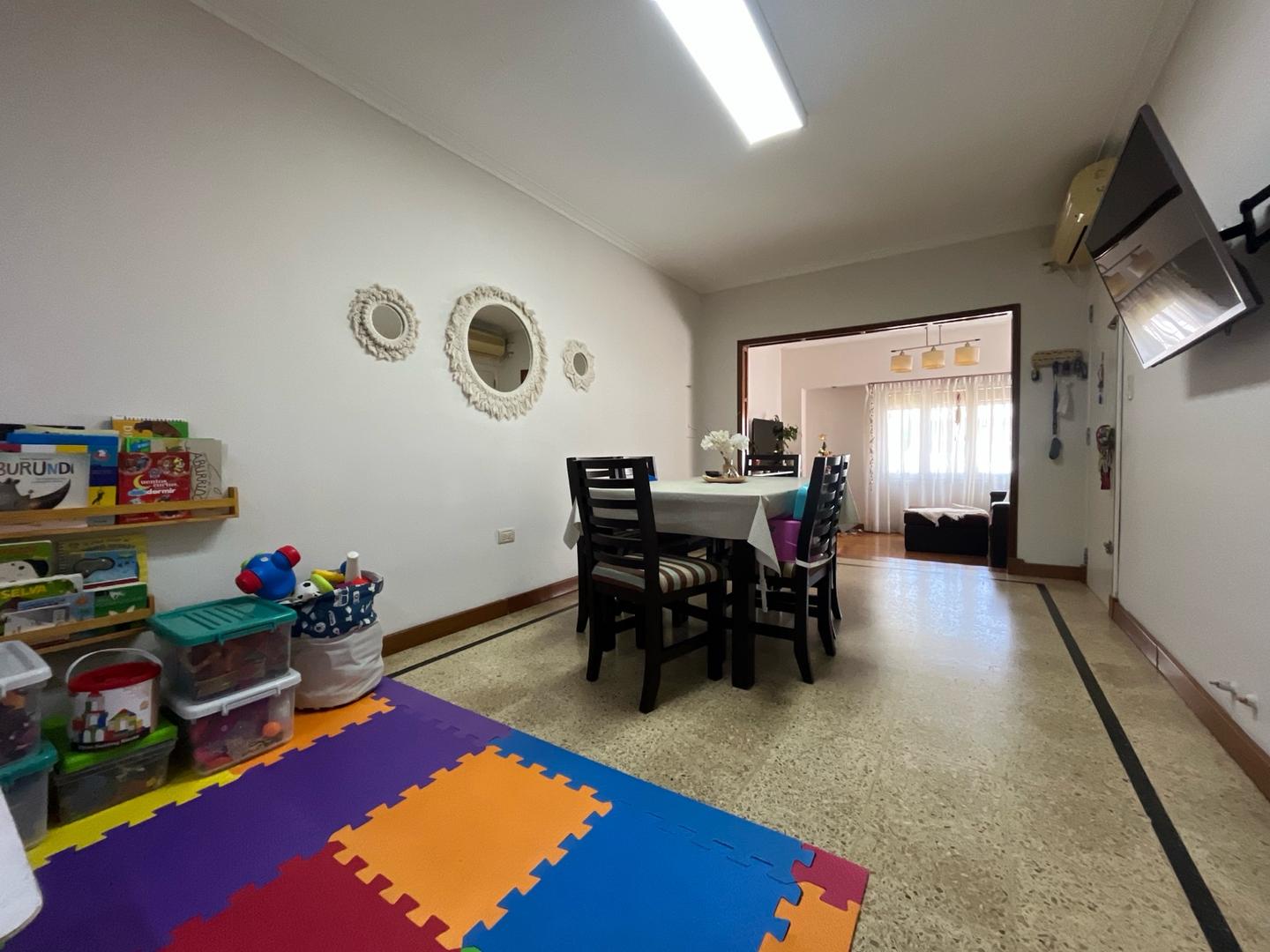 Depto Tipo Casa en Venta con 1 cocheras