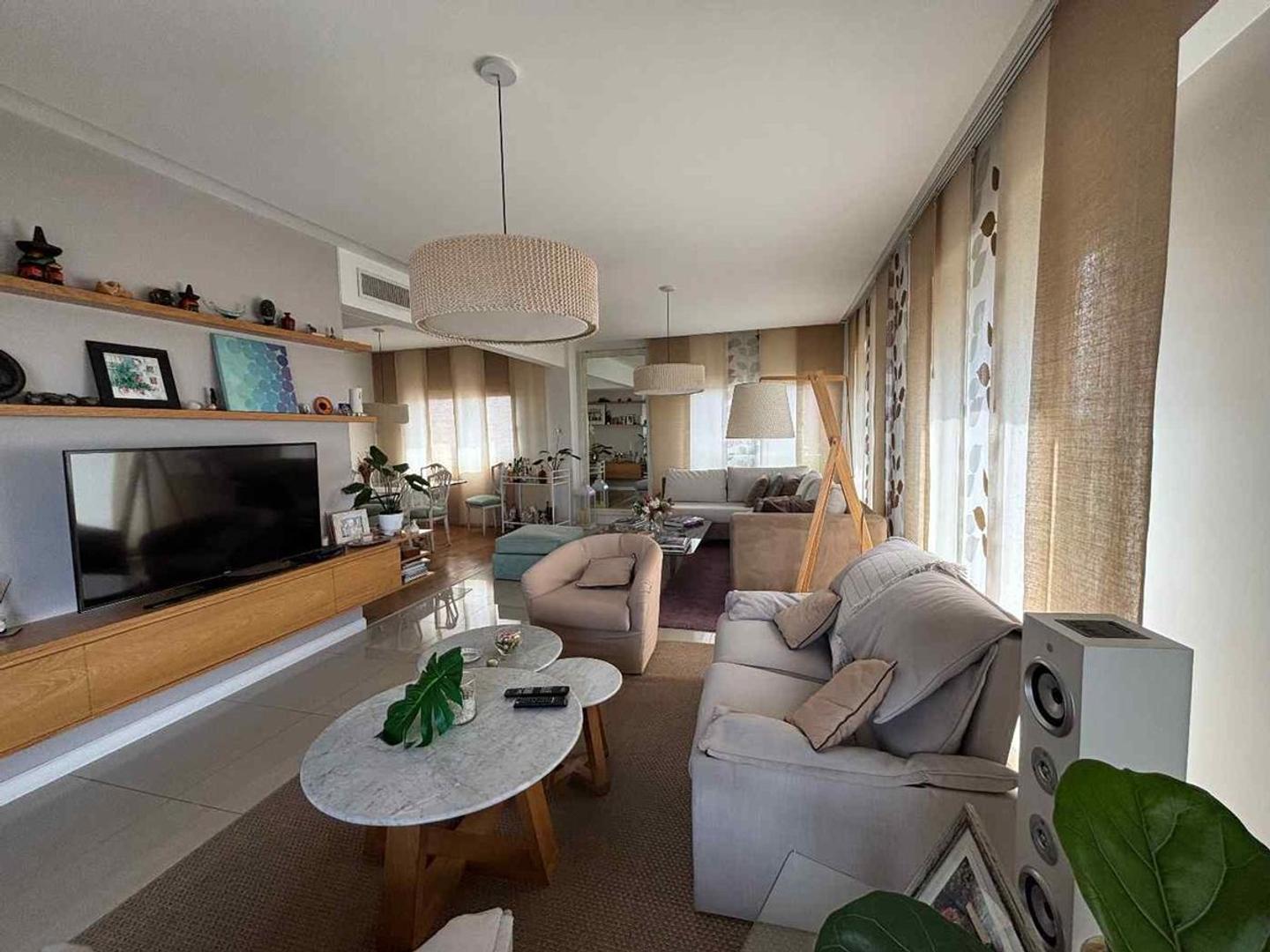 Bartolomé Mitre 400