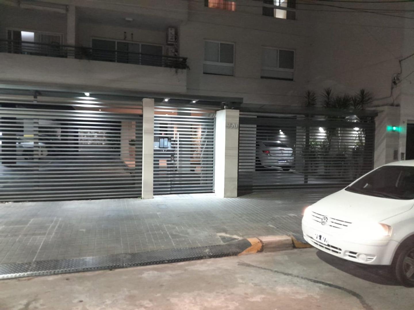 Salvador Debenedetti 700