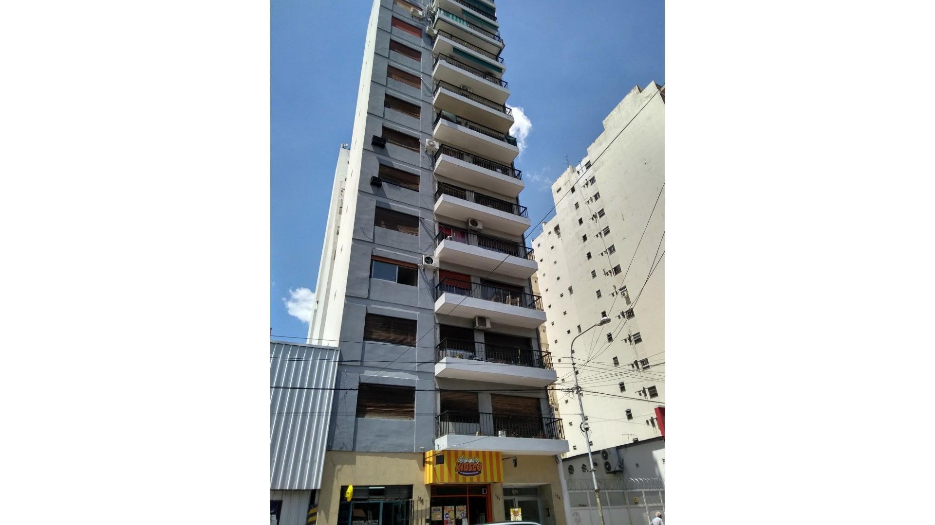 25 De Mayo 129 , Piso 7
