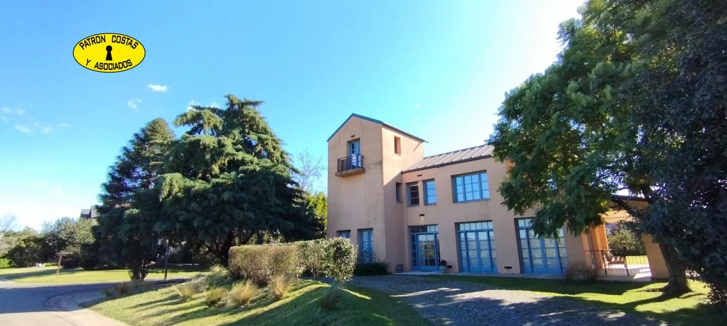 Casa en Venta de 5 dormitorios