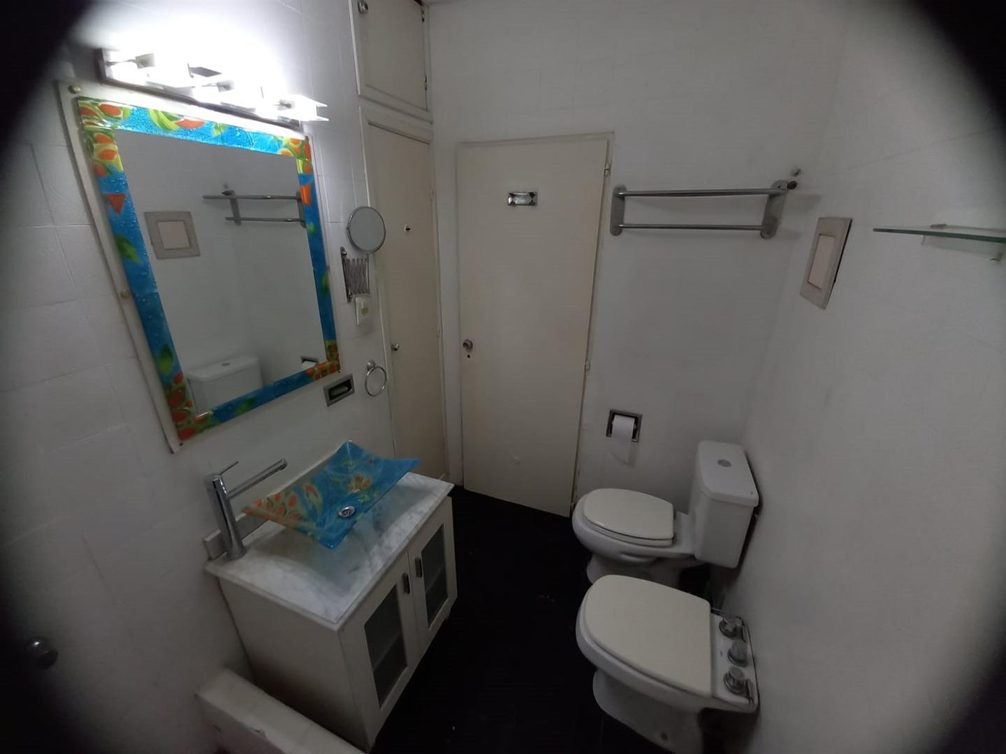 EXCELENTE CASA 2 PLANTAS EN LONGCHAMPS