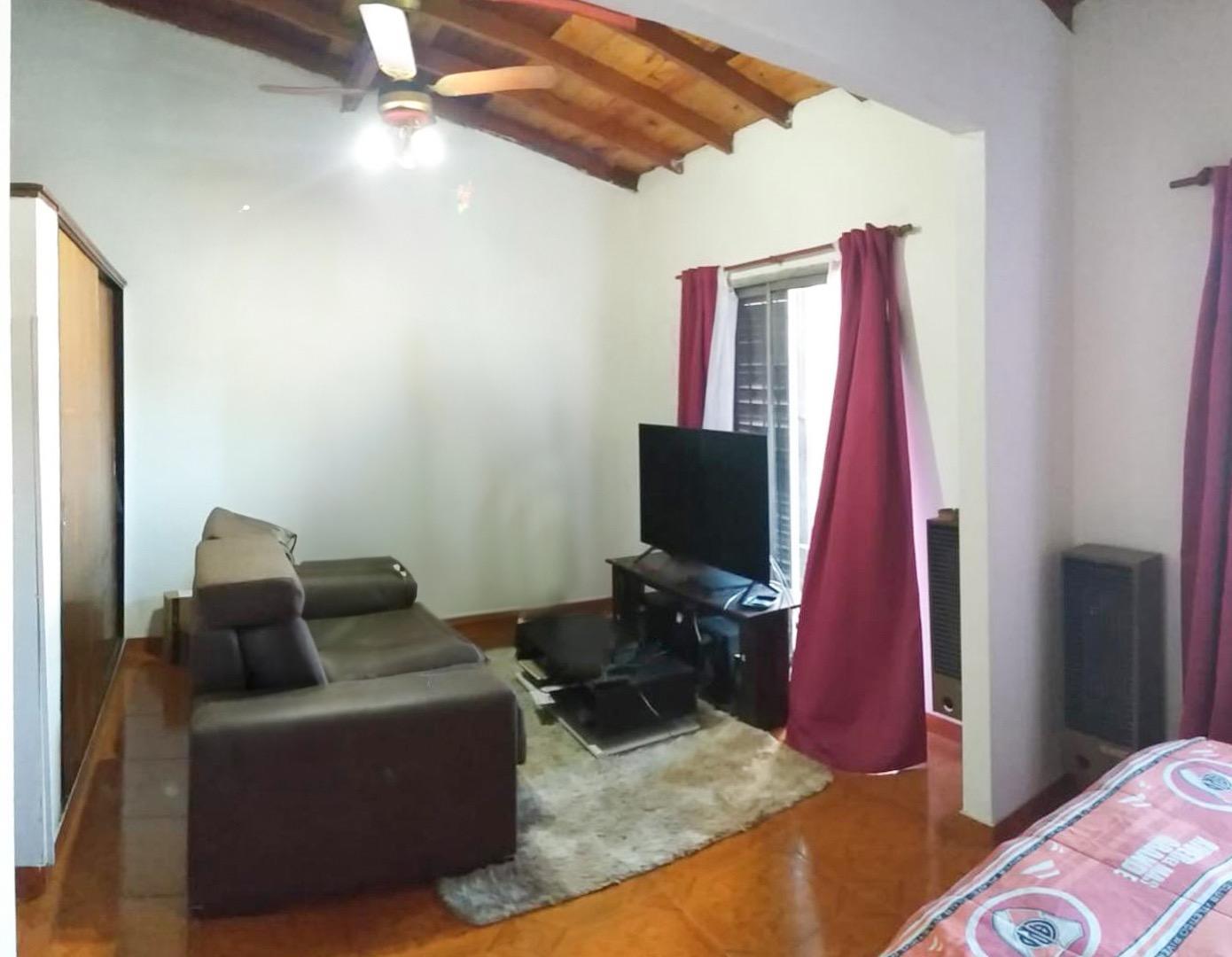 Depto Tipo Casa en Venta de 2 dormitorios