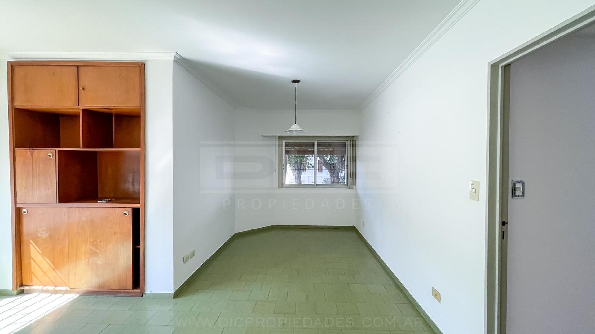 Depto Tipo Casa en Venta de 2 dormitorios