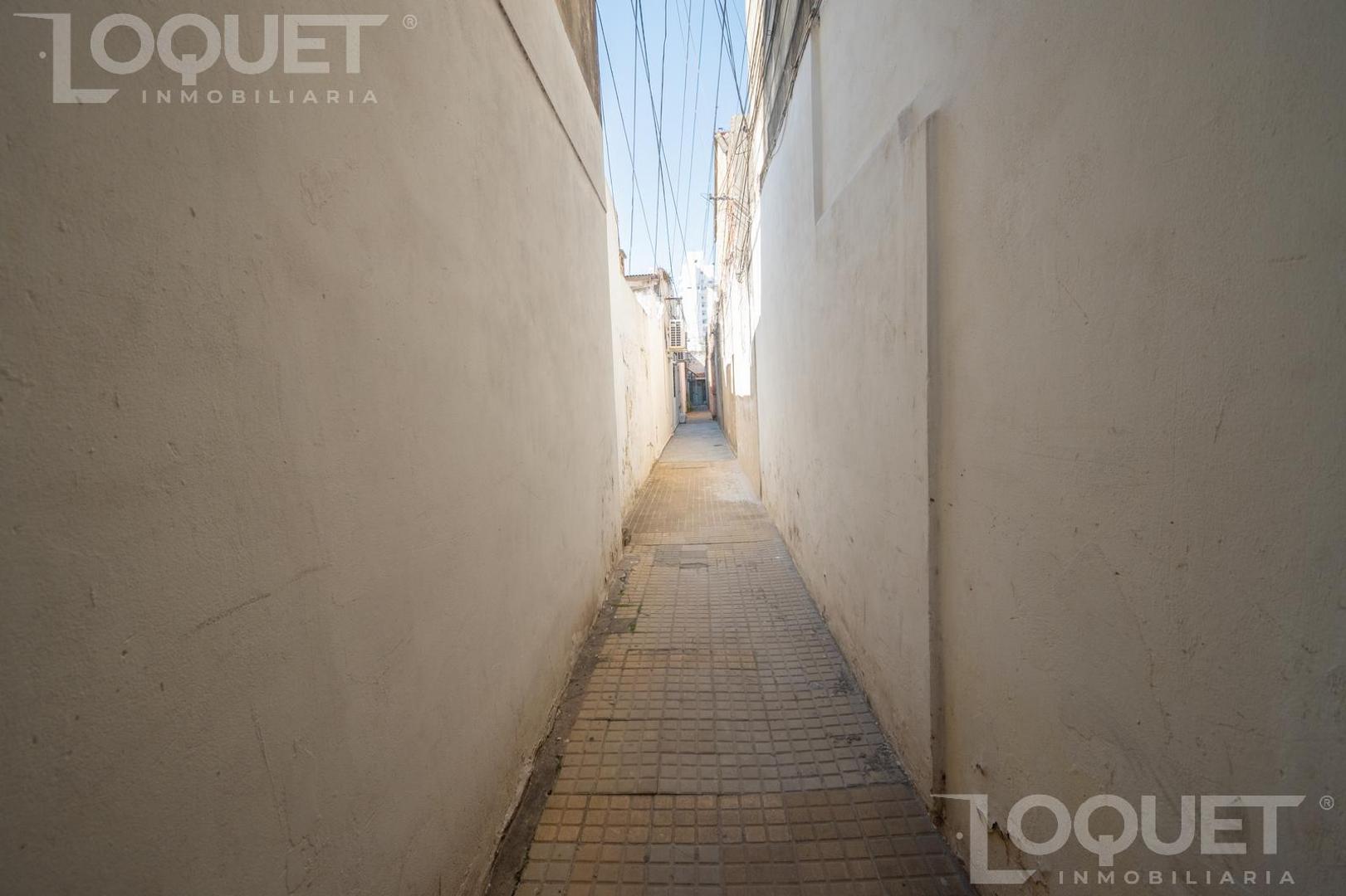 Casa interna en pleno Constituyentes