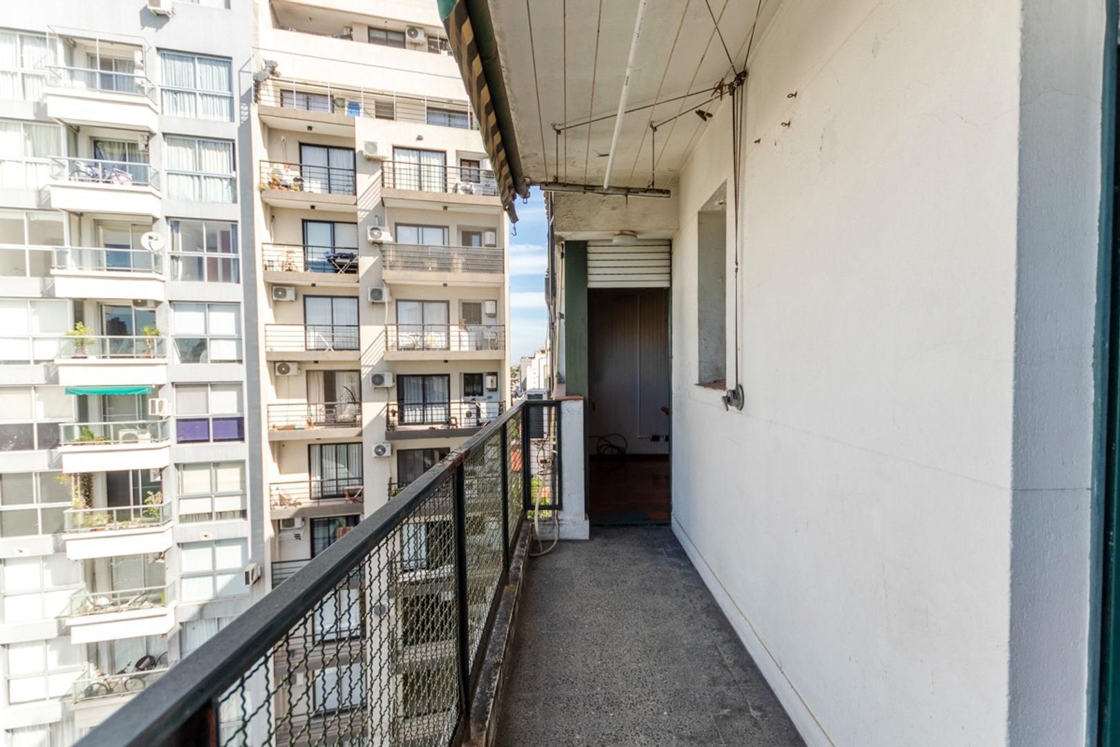 Departamento 3 ambientes con 2 baños