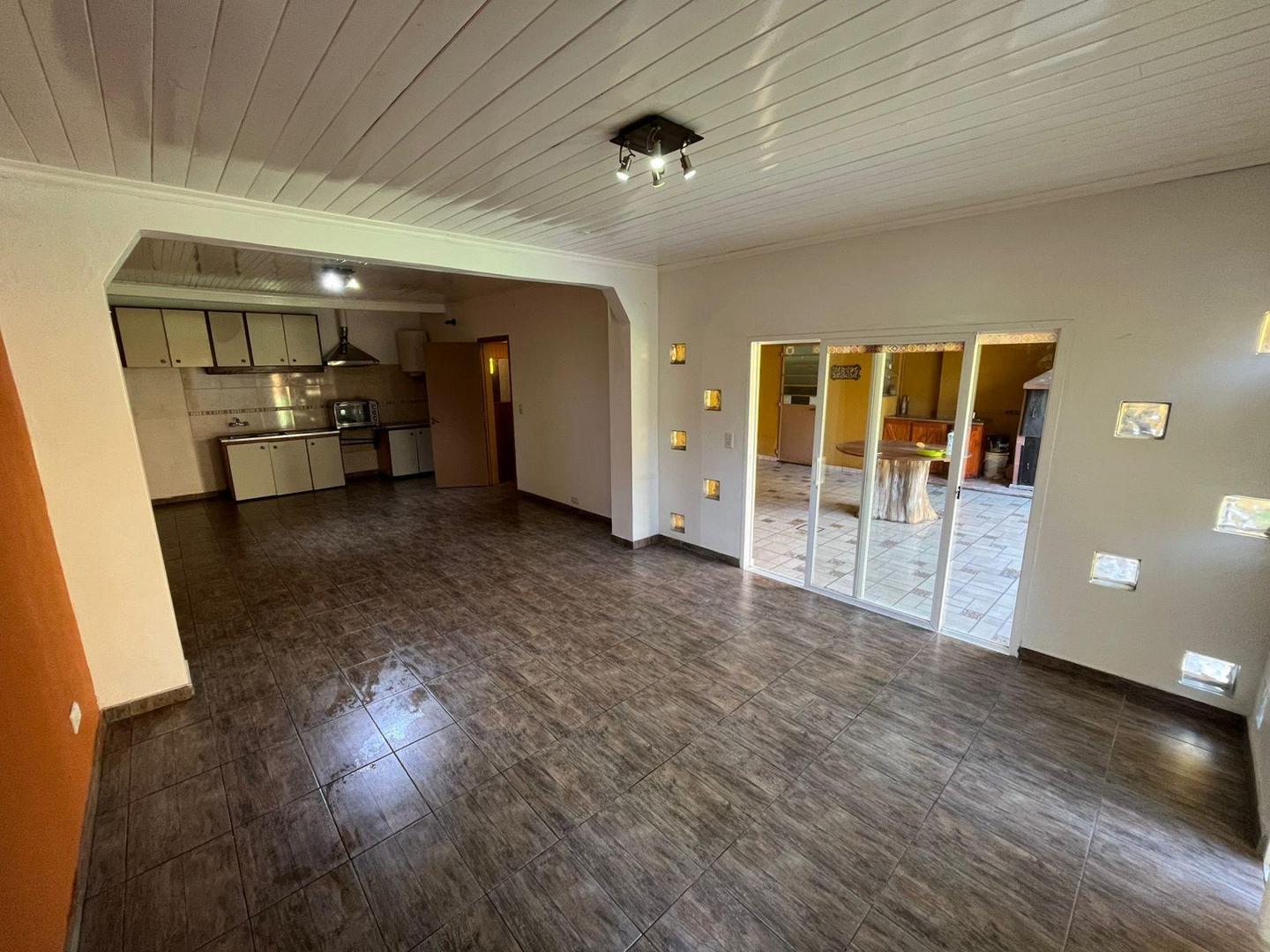 Zeballos al 2400 Fondo PB