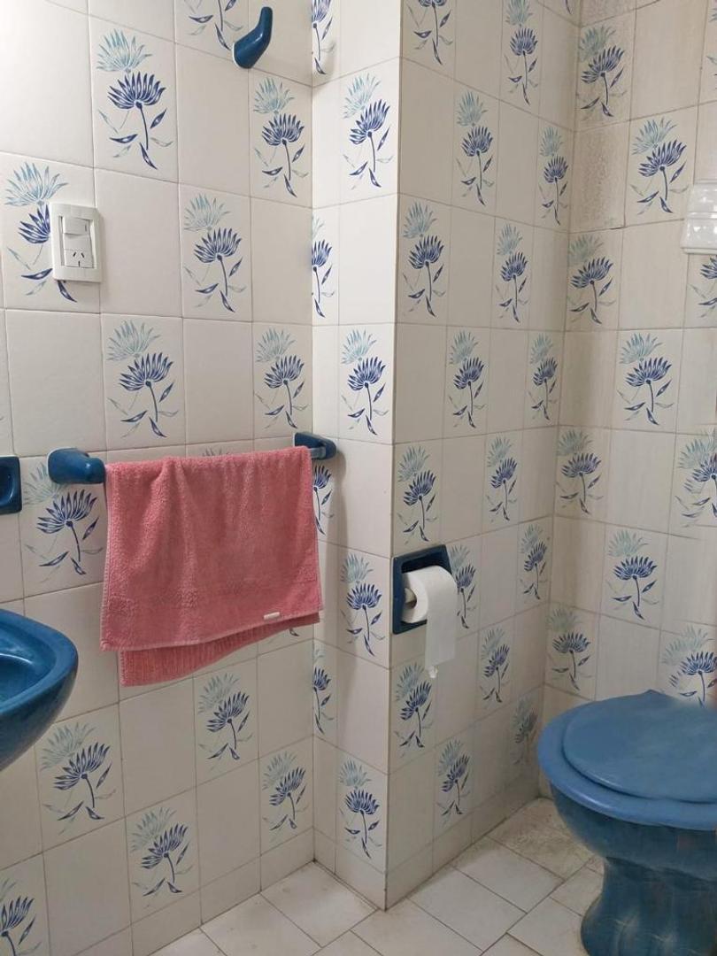 CASA - 4 AMBIENTES + 2 LOCALES - MERLO