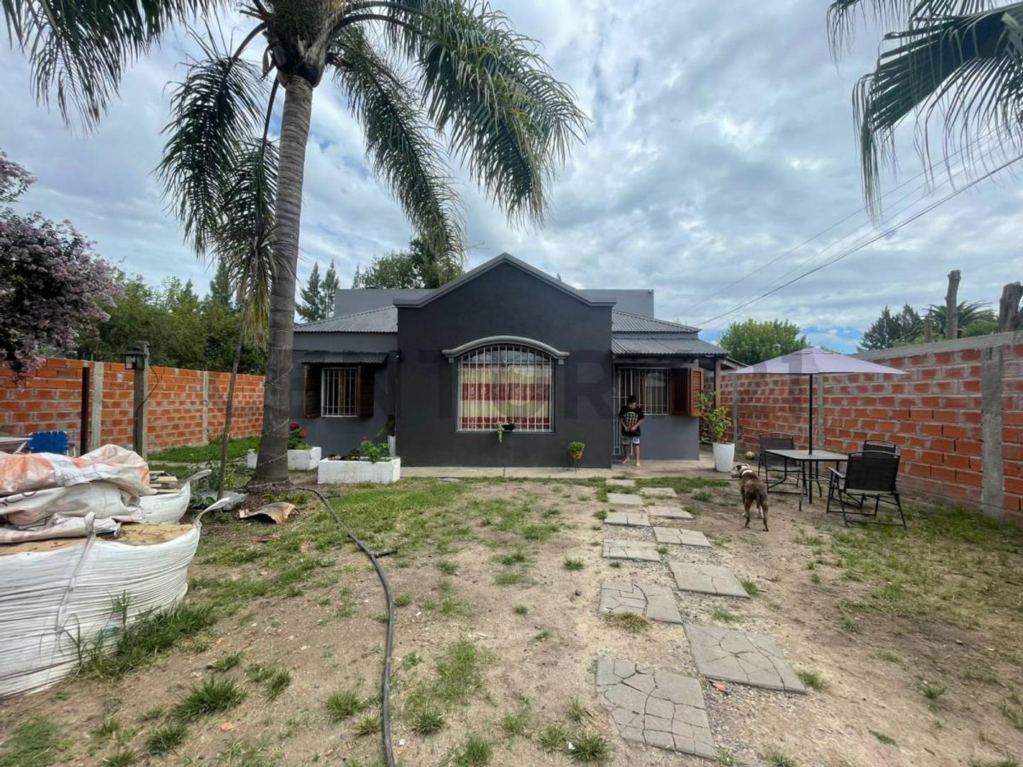 CASA EN VENTA LA PLATA 3 DORMITORIOS