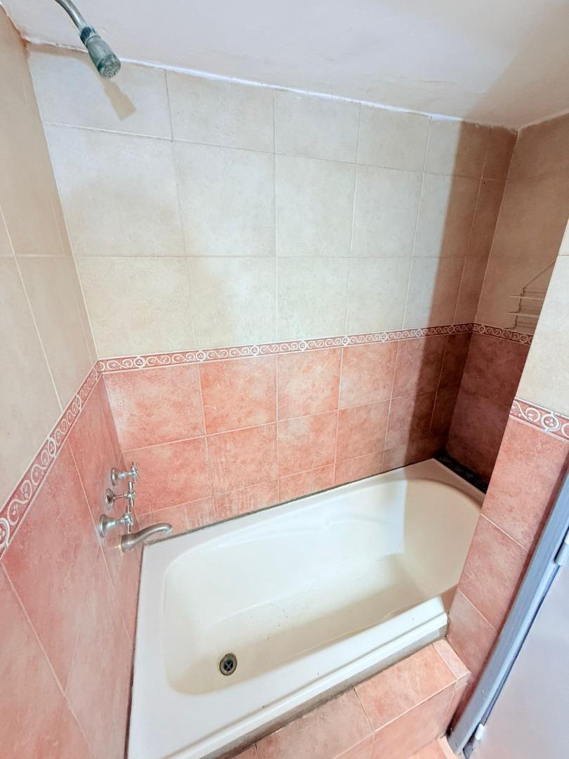 Departamento en Alquiler en San Antonio De Padua, $ 400.000