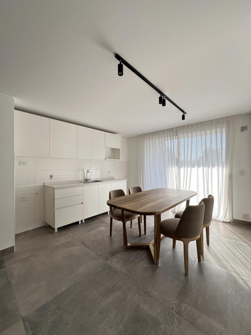 Pileta y SUM en General Paz - Departamento en Venta Amoblado de 2 Dormitorios con Balcón a Estrenar