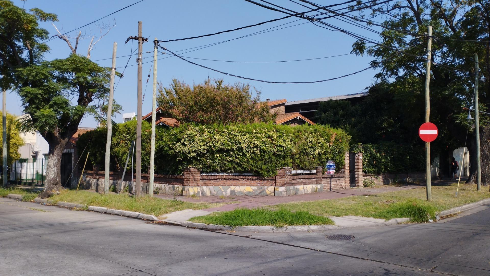 CASA  A  RECICLAR . OPORTUNIDAD .