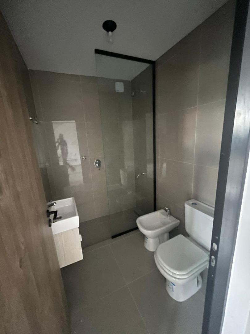 DEPARTAMENTO DE 1 DORMITORIO  CON BALCON