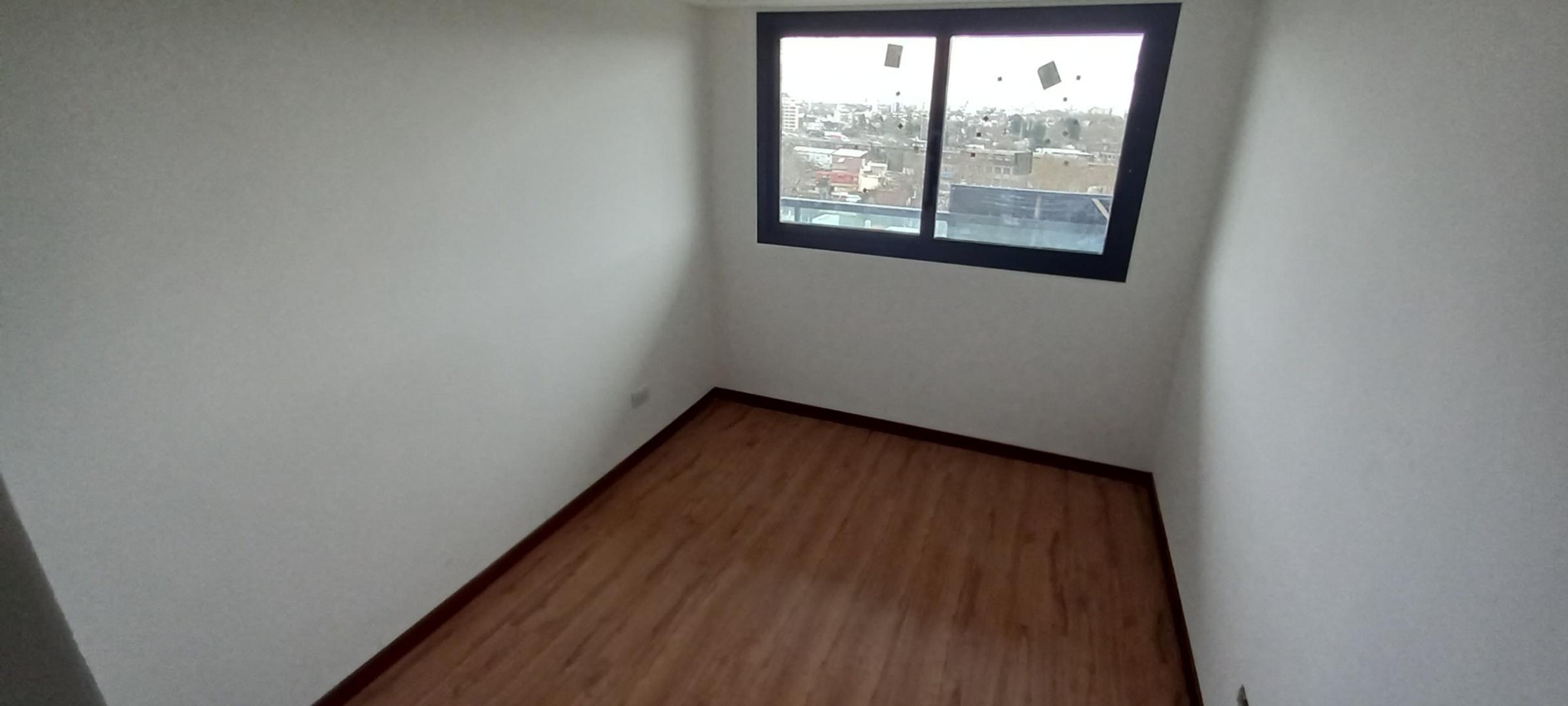 Departamento en Venta en Villa Luro, USD 155.000