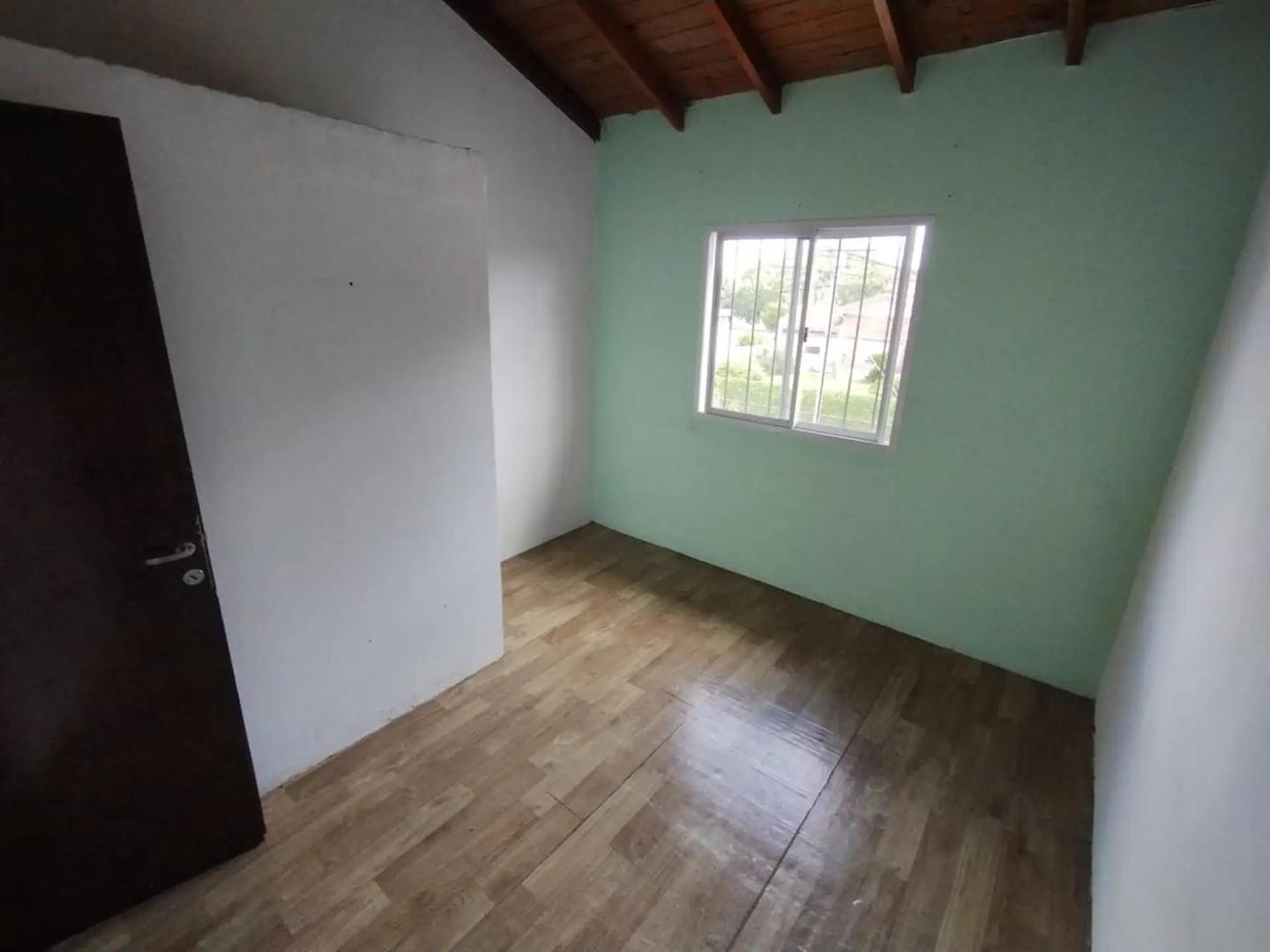 Casa en Alquiler con 1 cochera