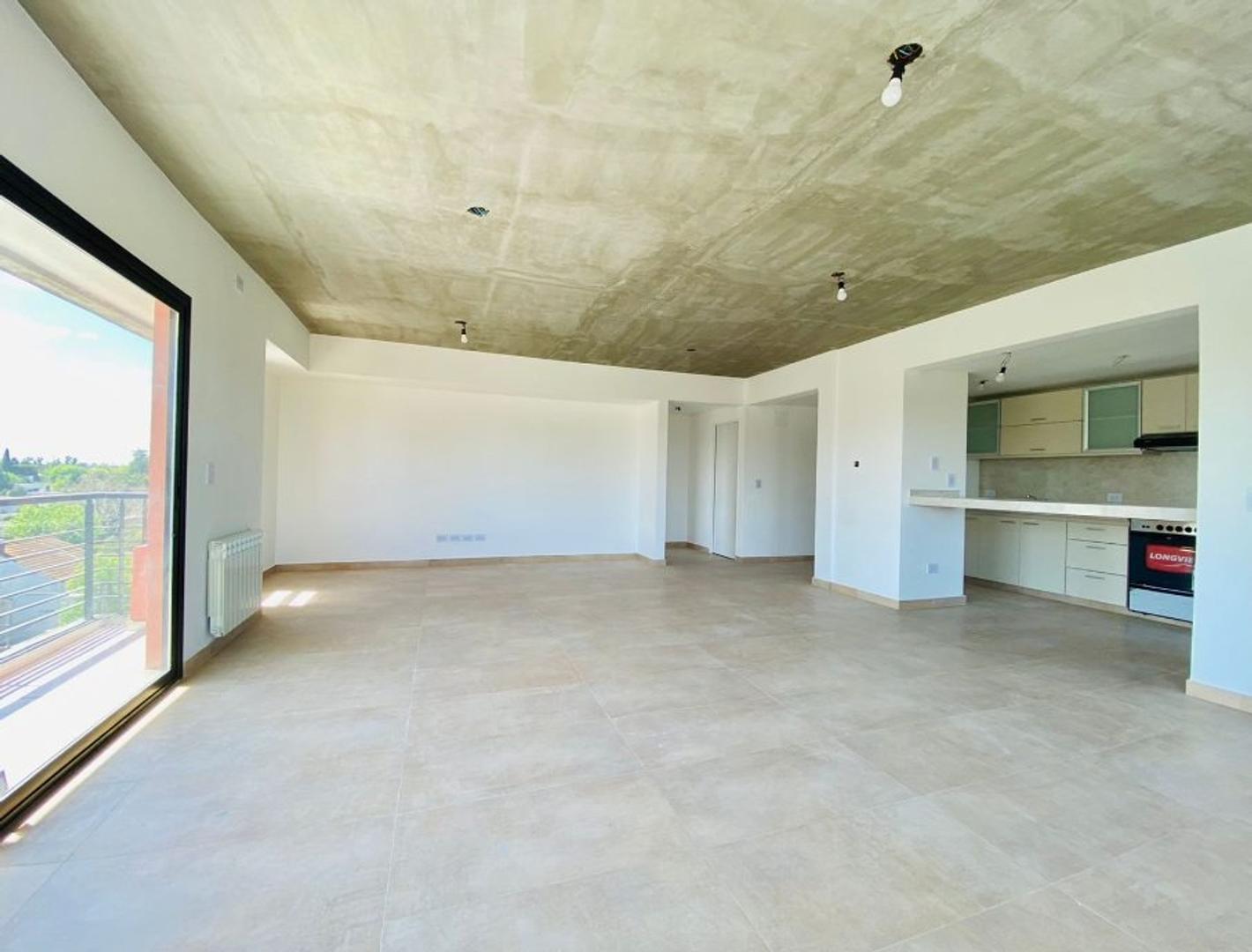 Departamento 4 ambientes con 3 baños