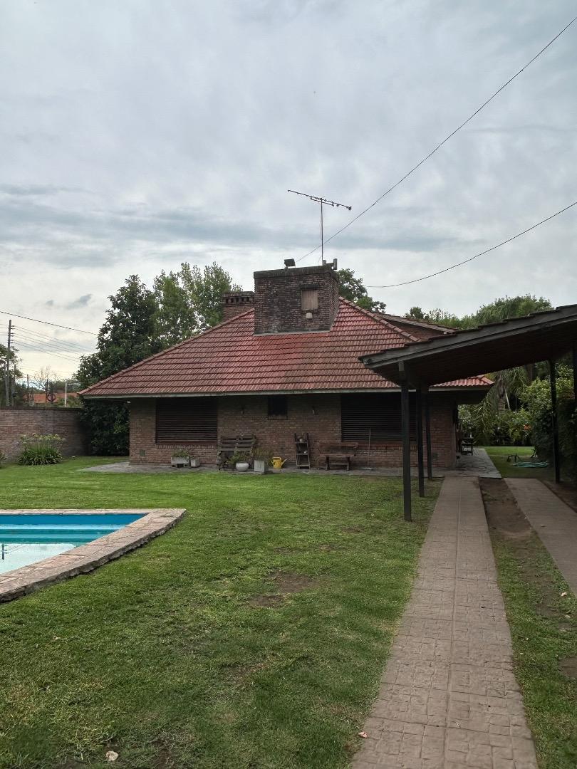 Casa 4 ambientes con 3 baños