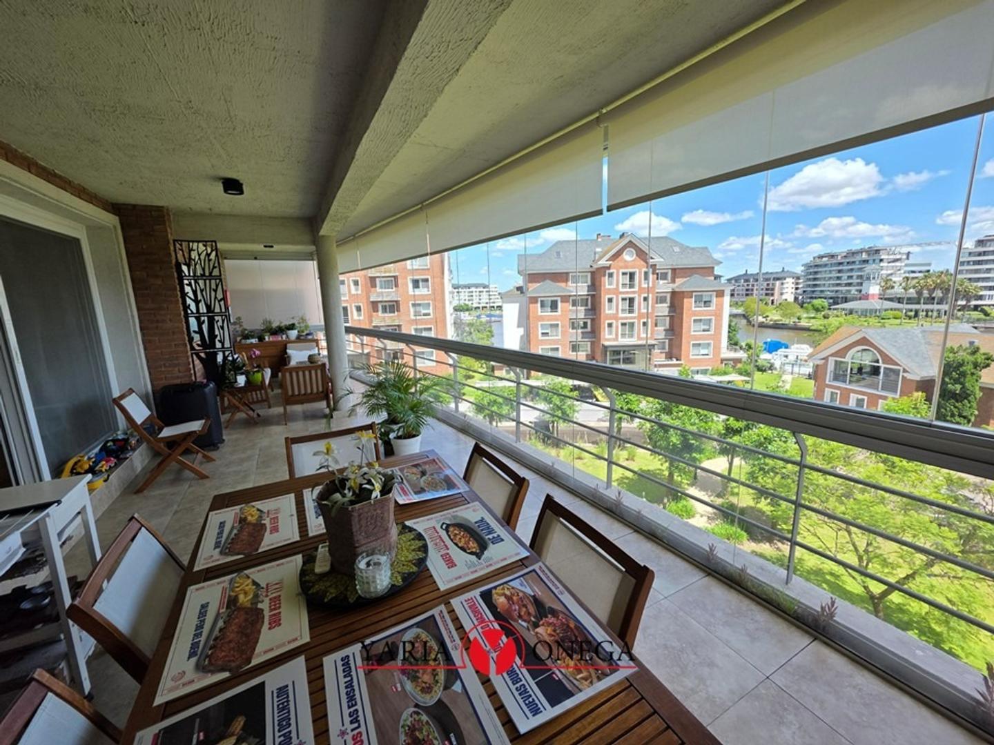 Avenida Del Puerto 340 , Piso 3