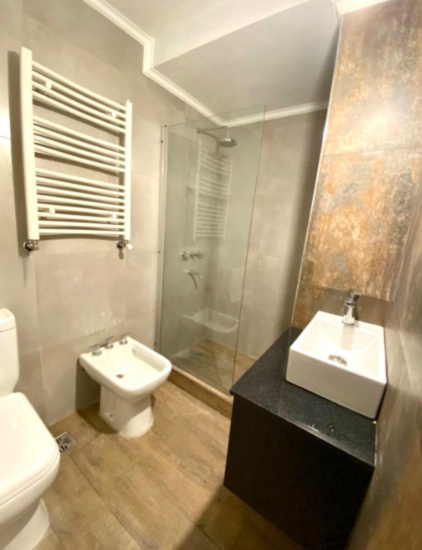 Departamento 3 ambientes con 2 baños