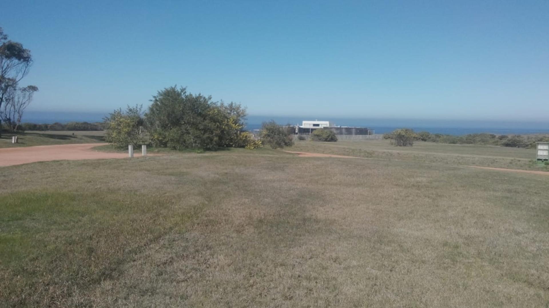 lote de 2170 m en San Ignacio , Laguna Garzon