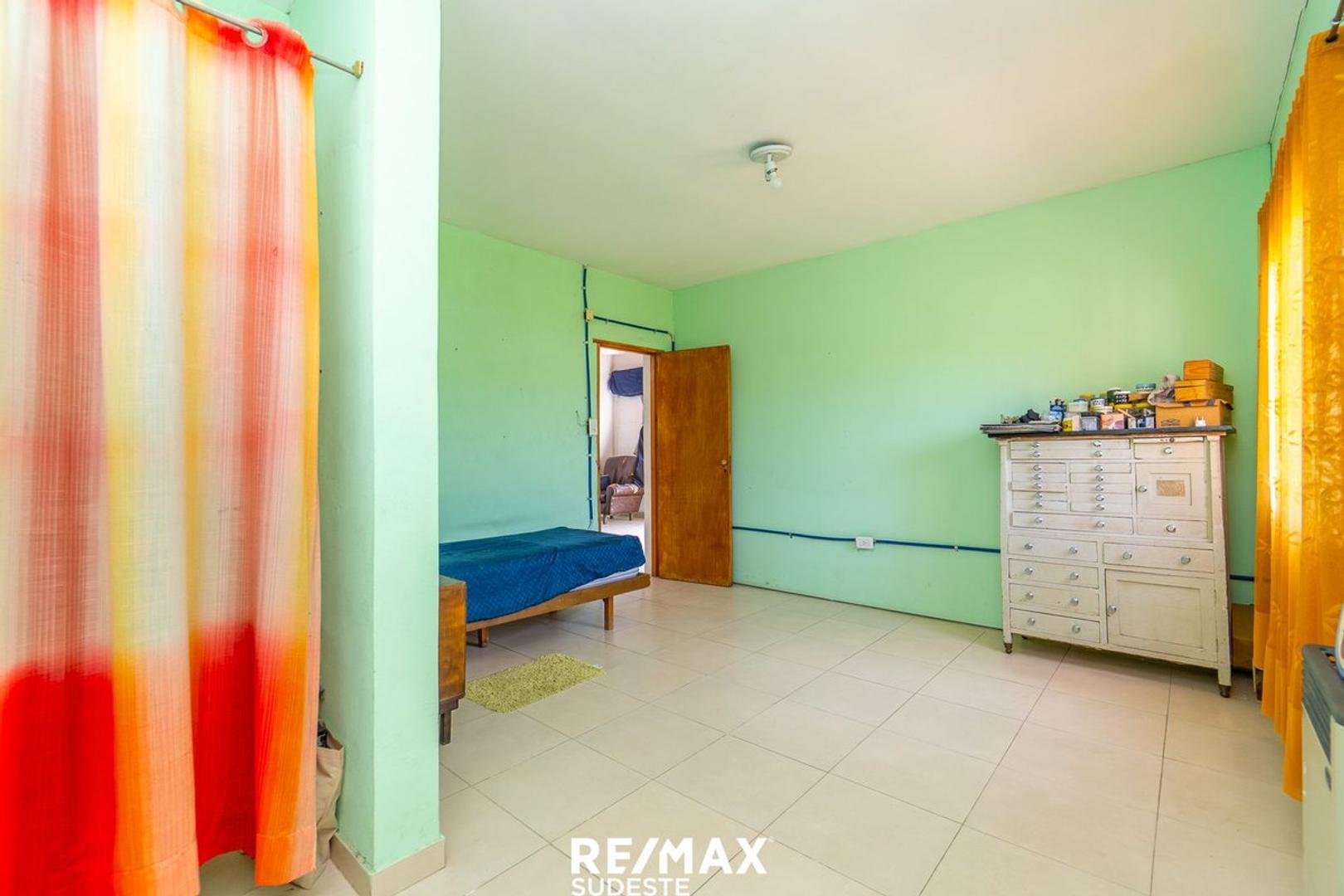 se vende casa de 3 dormitorios en Avellaneda 2600