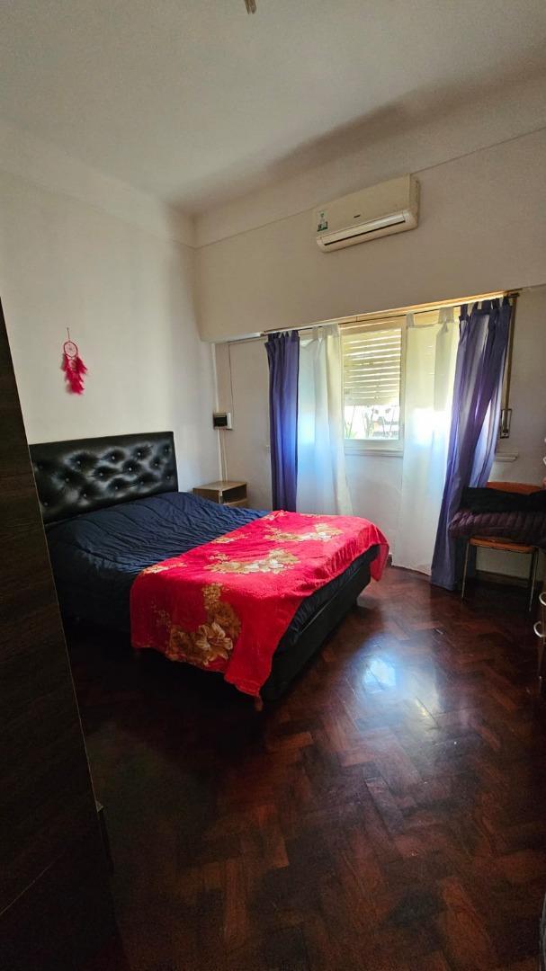 Depto Tipo Casa en Venta 70 años