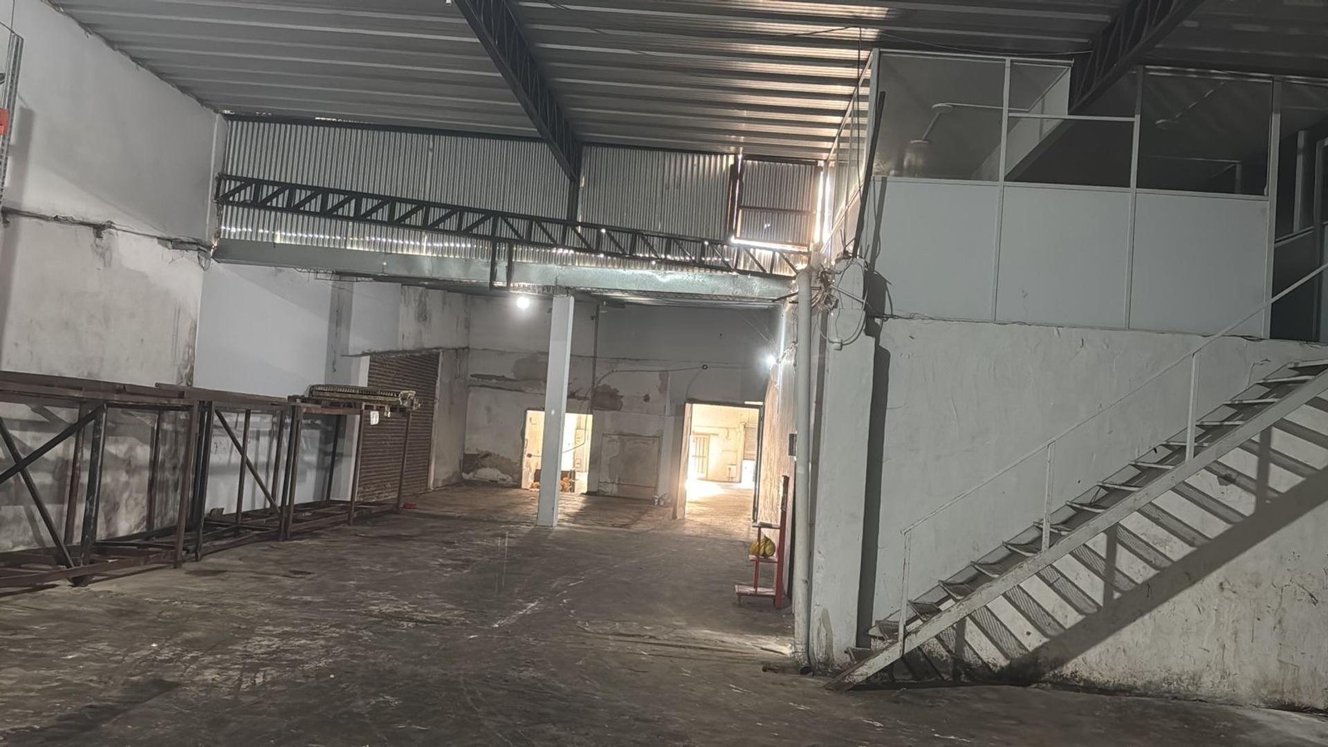 LOCAL COMERCIAL A LA VENTA