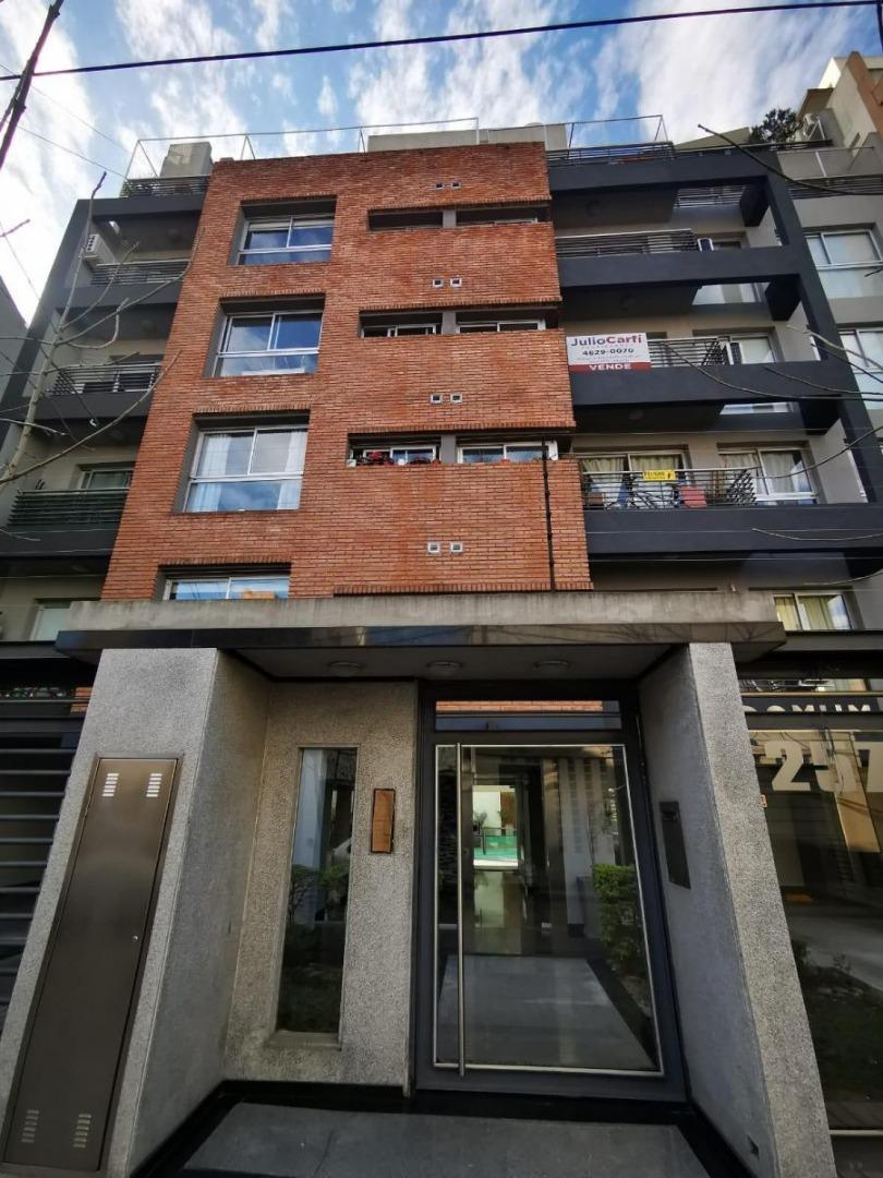 Ada Elflein 2500 , Piso 2