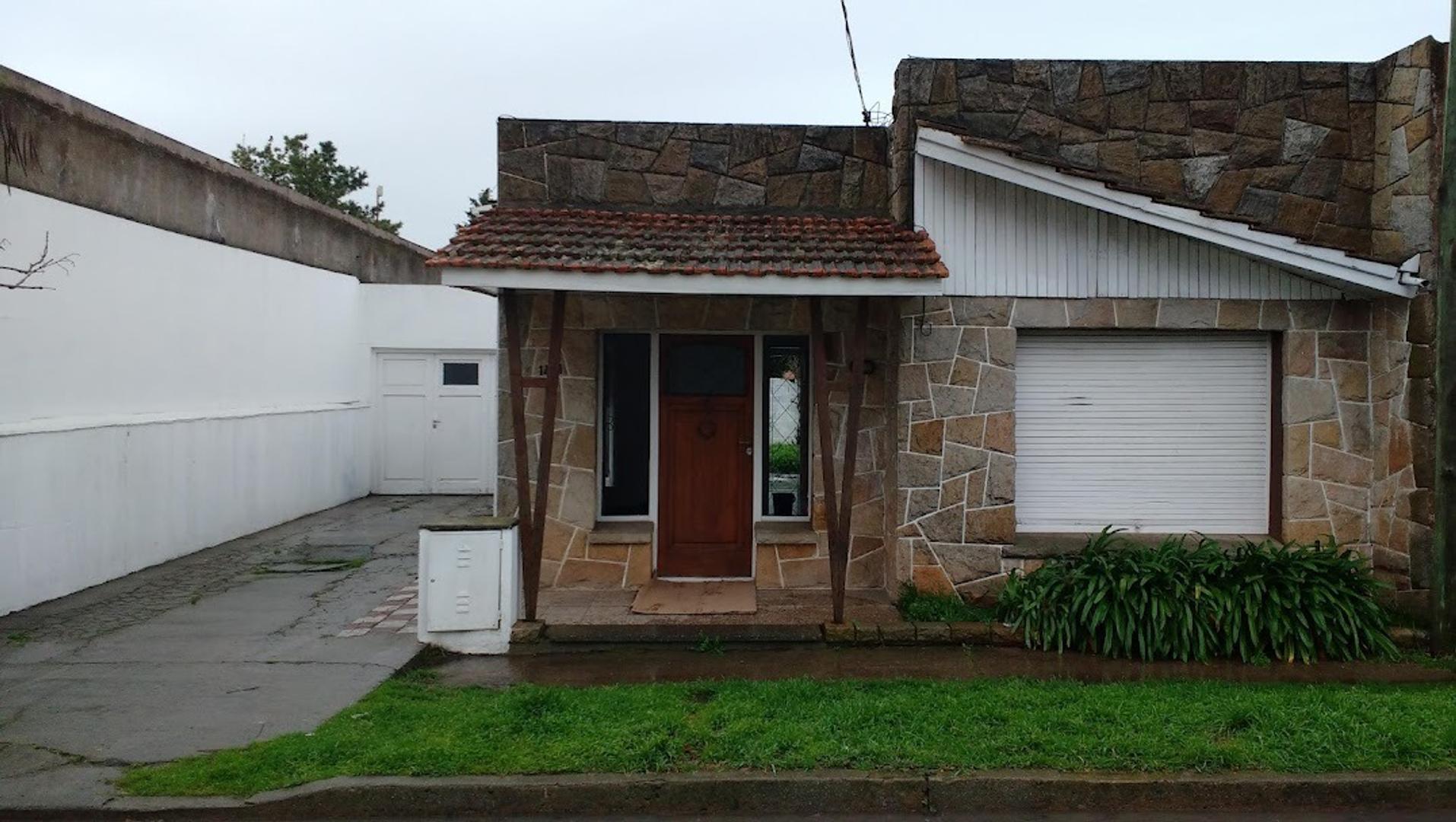 SE VENDE CASA   AYACUCHO