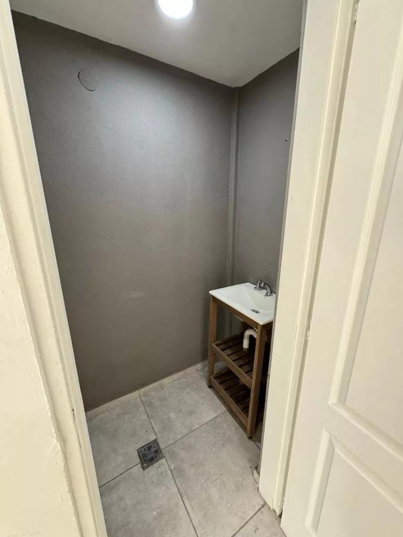 Depto Tipo Casa 4 ambientes con 2 baños