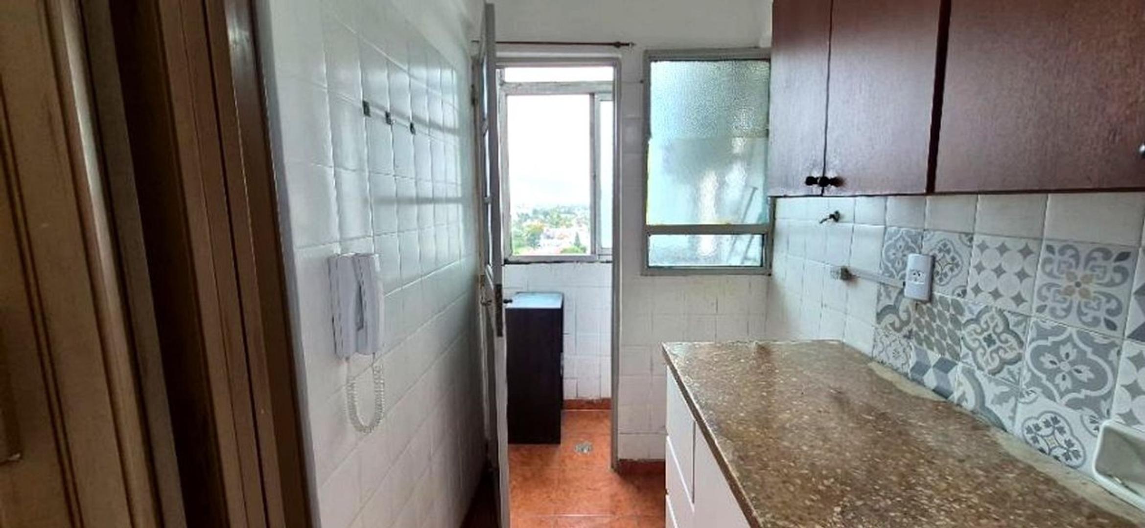 Departamento en Alquiler 42 años