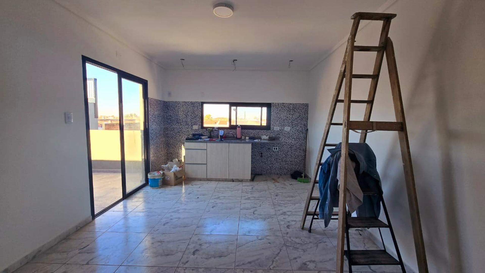 DEPARTAMENTO 2 AMBIENTES CON PATIO ALQUILER SAN JUSTO