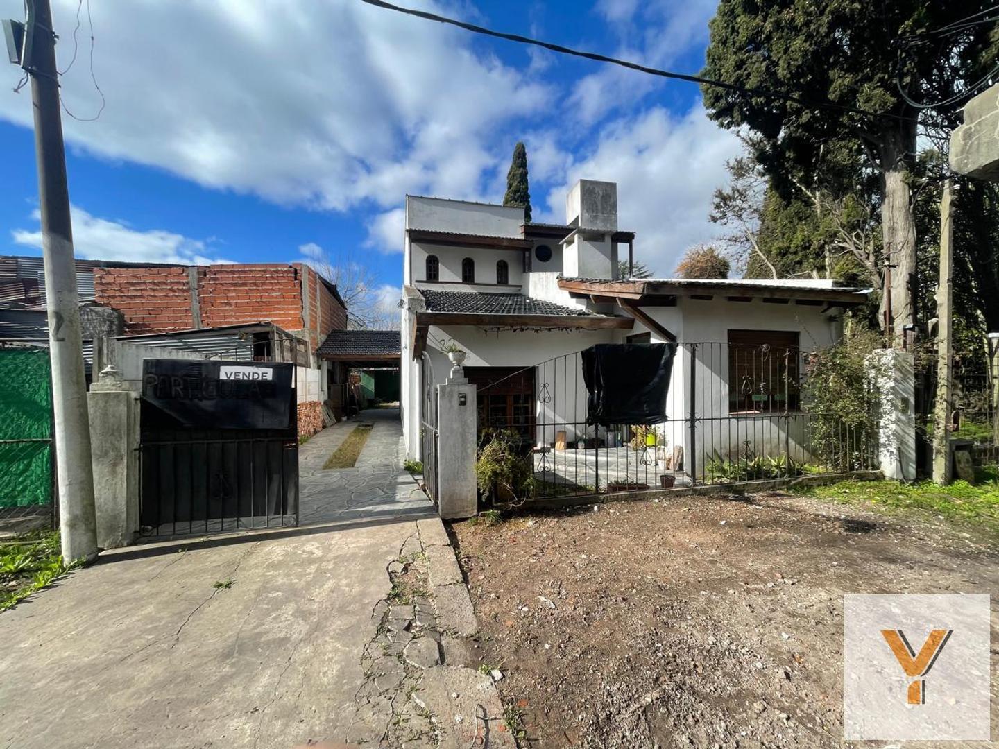 Casa en venta - 2 Dormitorios 1 Baño - La Plata