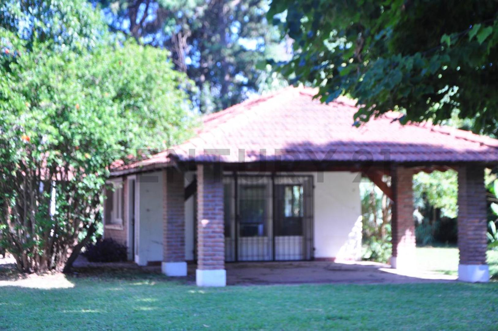 Casa en Venta con 4 cocheras