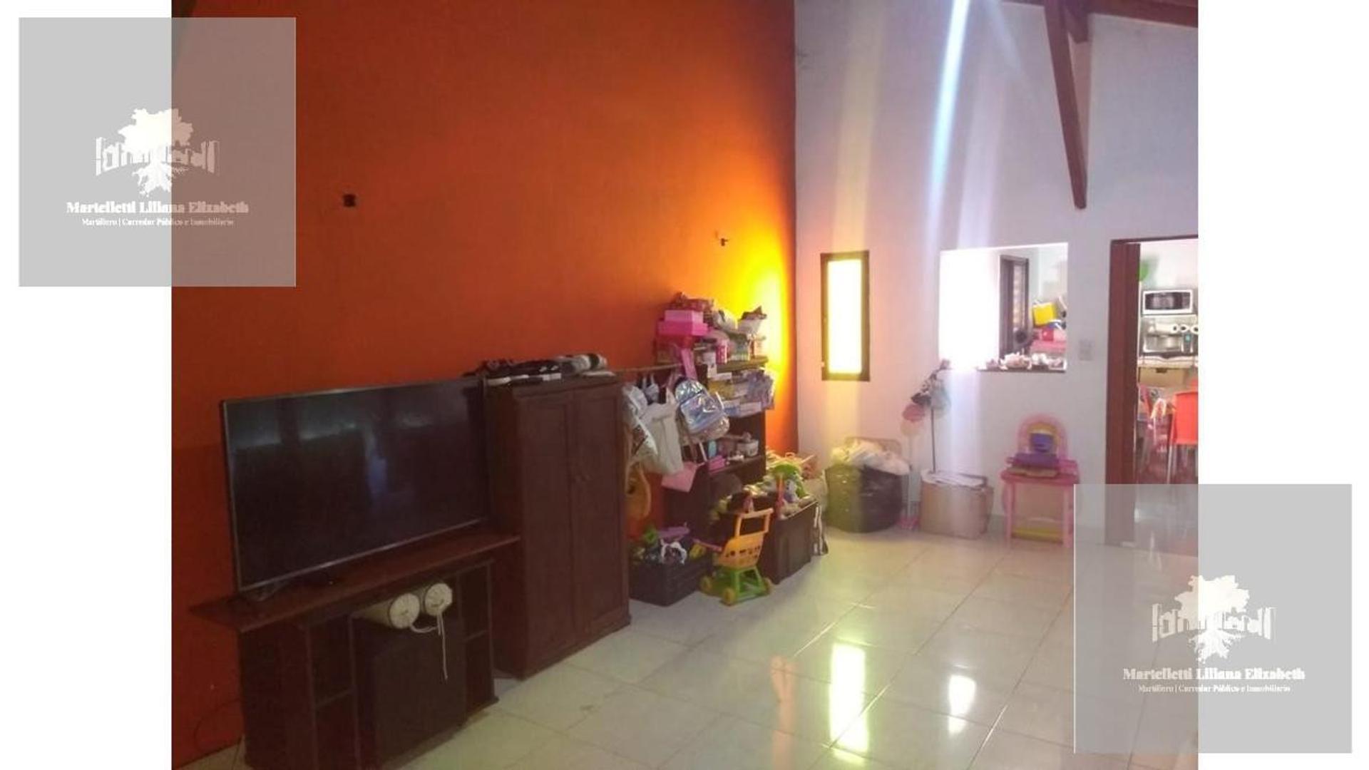 Casa 3 ambientes con 1 baño