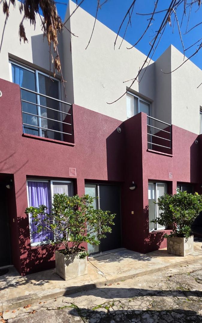 Hermoso departamento en alquiler de 2 ambientes CON cochera