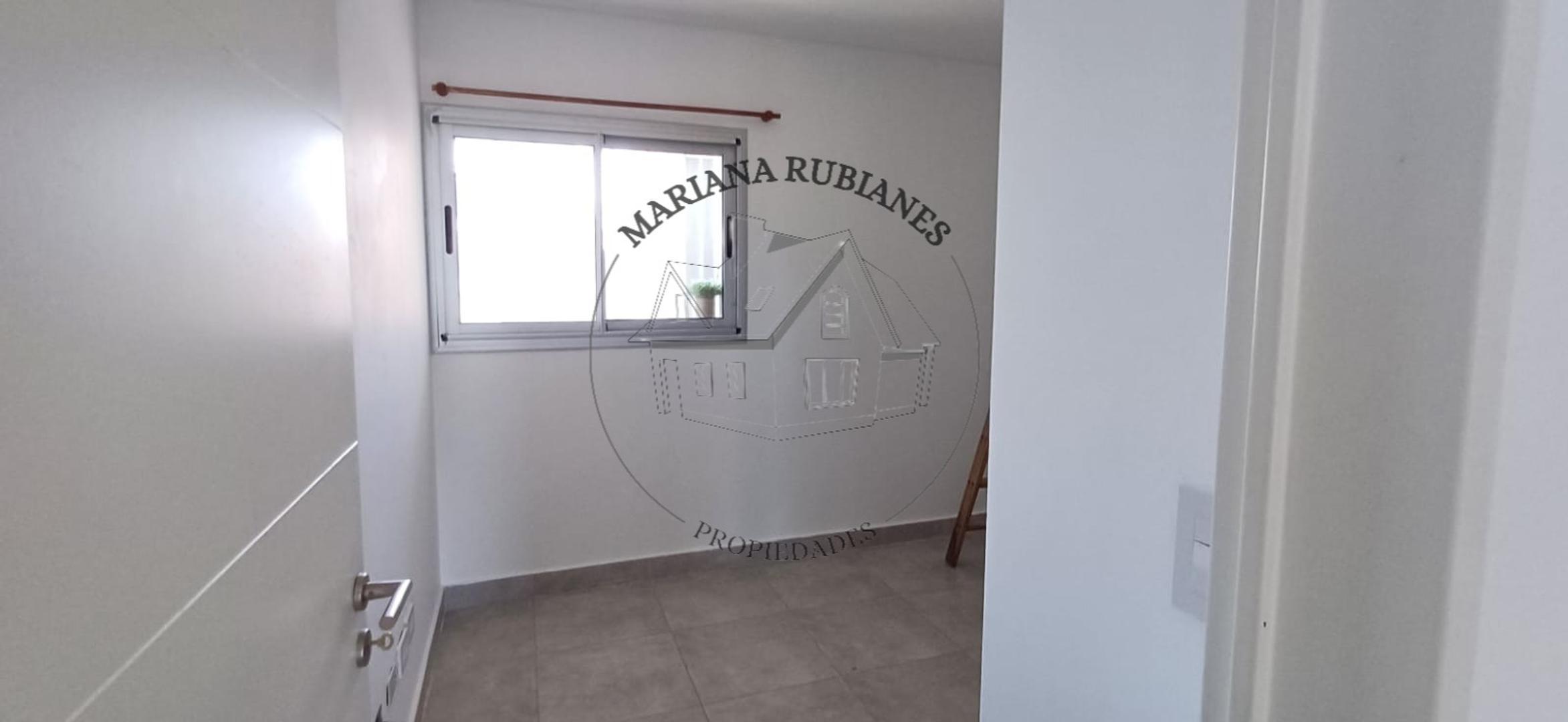 Departamento En Venta En La Morada En Rivadavia 700, Piso 5