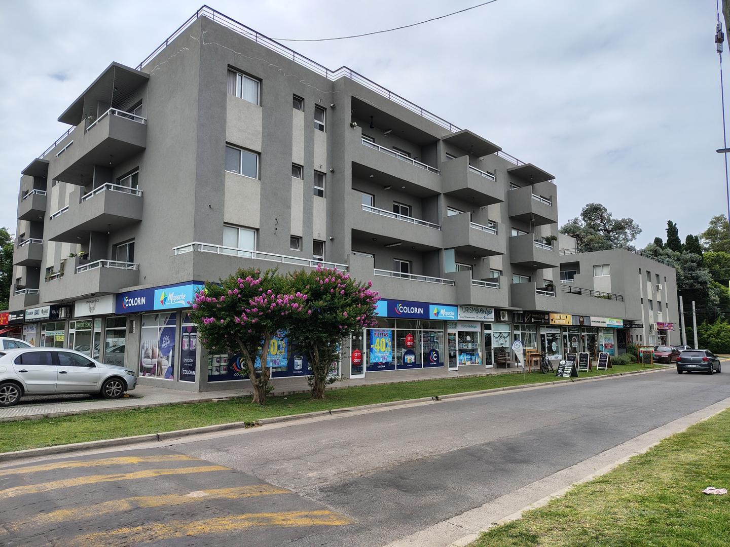 LOCAL MUY BUENA UBICACION