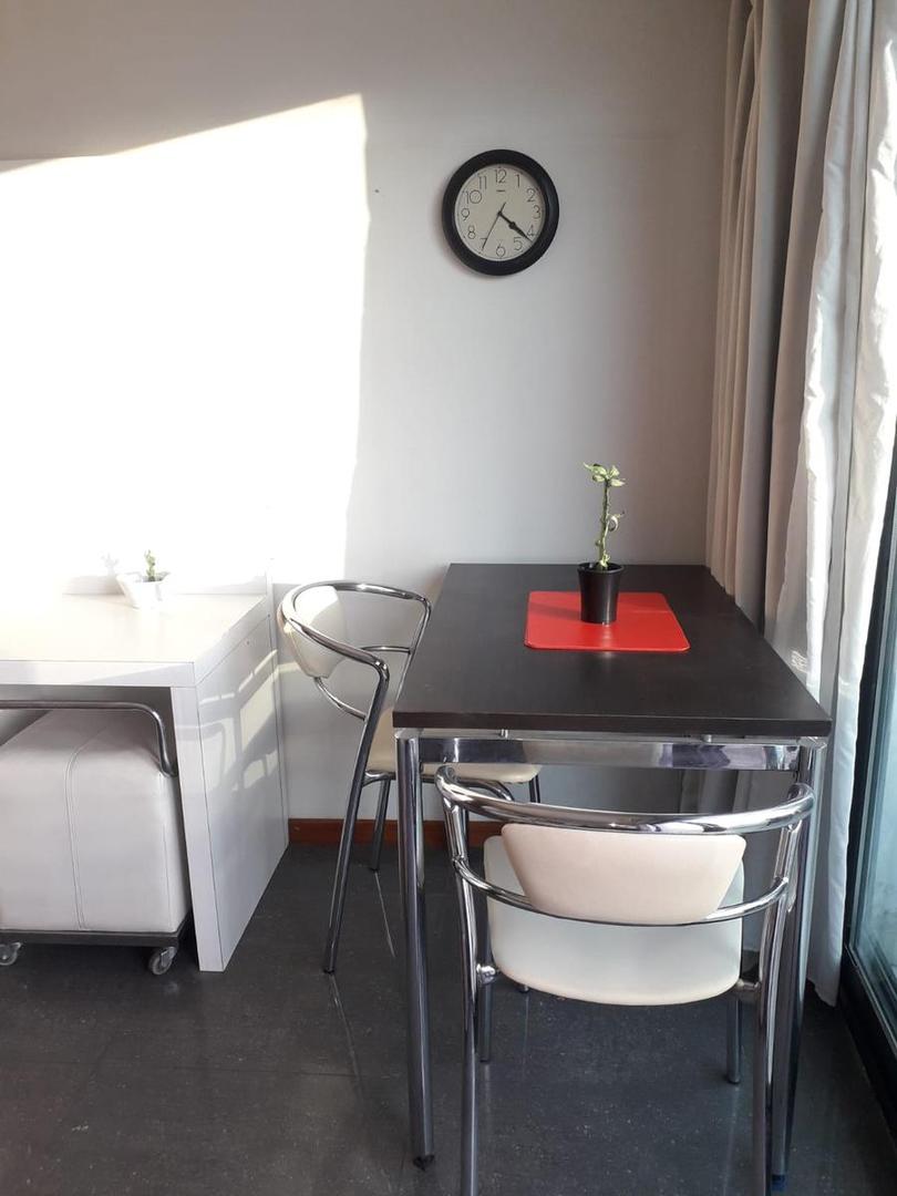 Departamento en Alquiler en Monserrat, $ 970.000