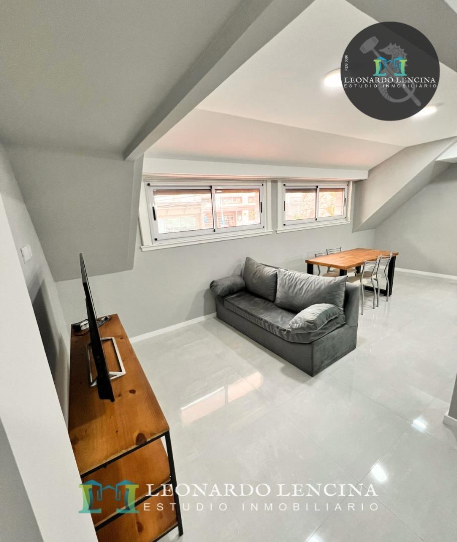 Depto Tipo Casa 2 ambientes con 1 baño