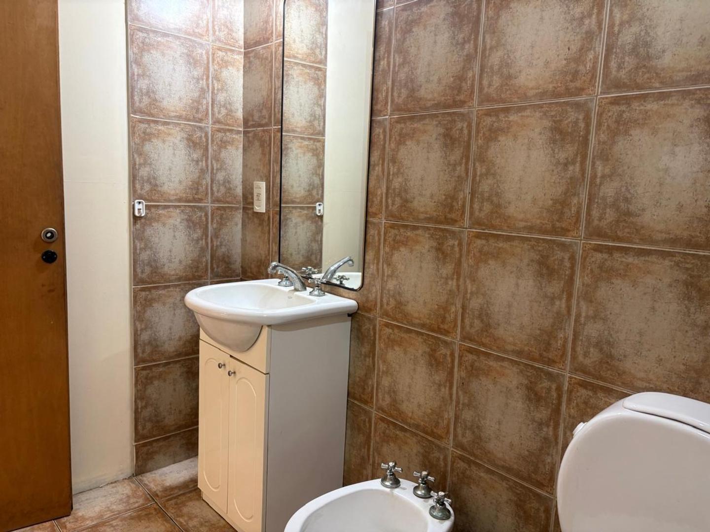 Departamento en Alquiler en Ituzaingo, $ 470.000